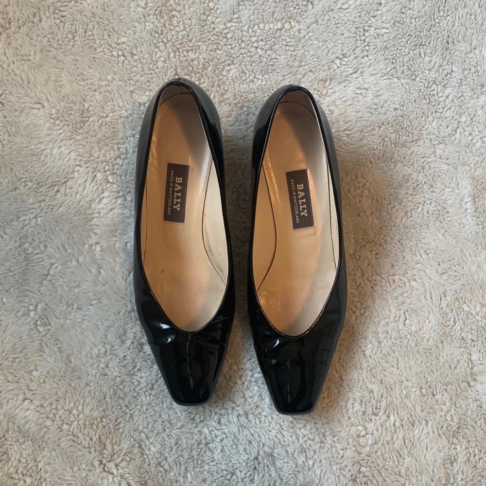 Bally Classic Black Pumps